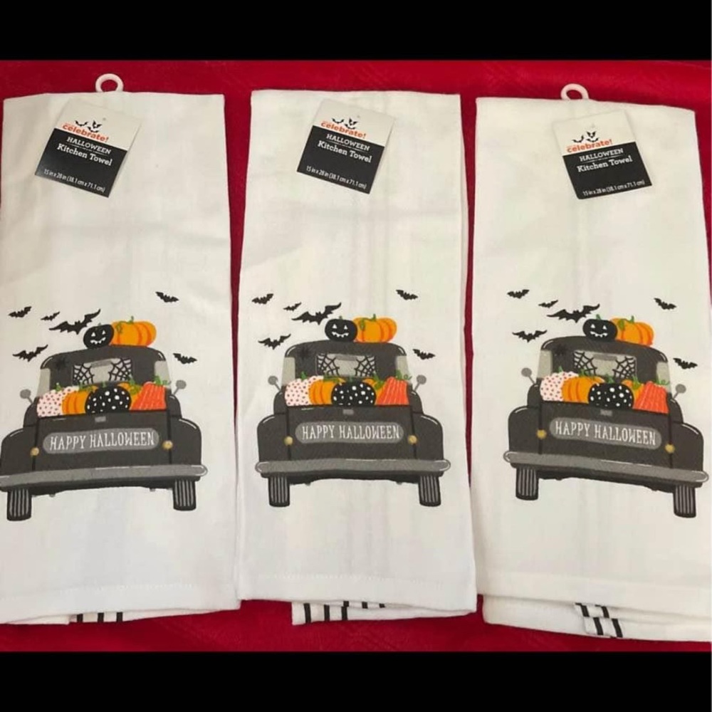 3 new Halloween kitchen towels